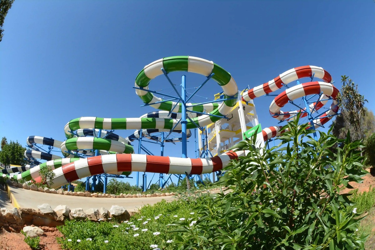 King Cobra and adrenaline slides at Aqualand Algarve, Alcantarilha