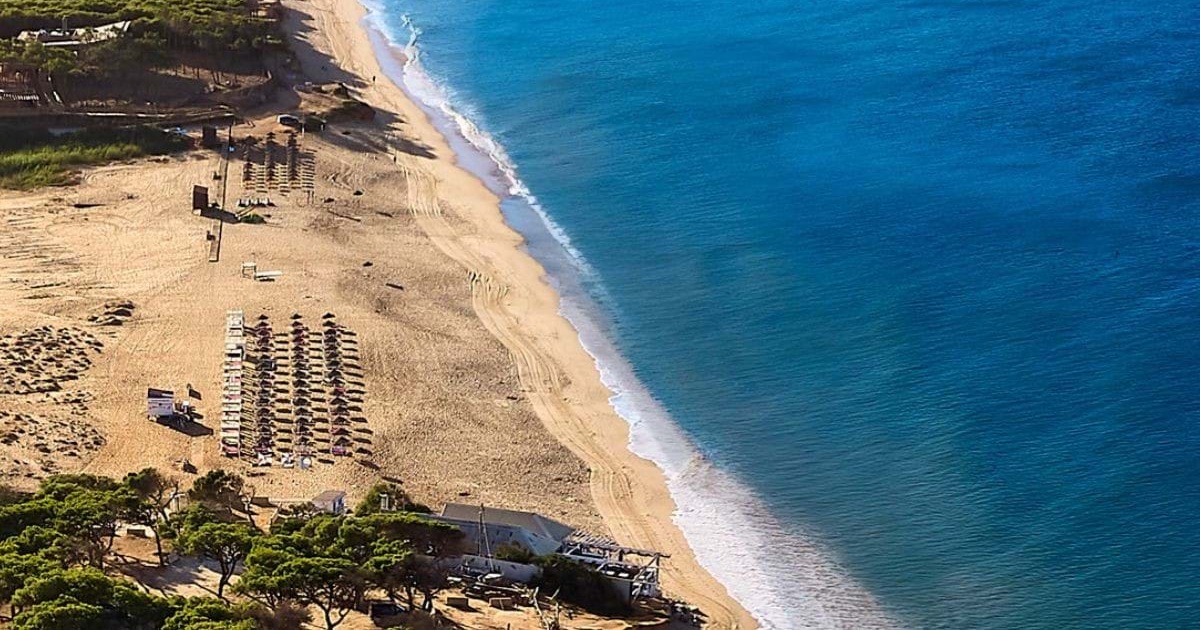 Praia do Almargem dunes and sand east of Quarteira
