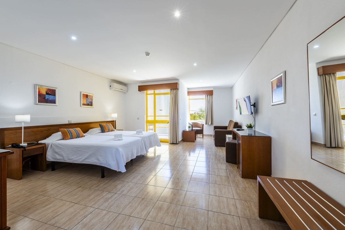 Pool area at Hotel Pinhal do Sol in Quarteira