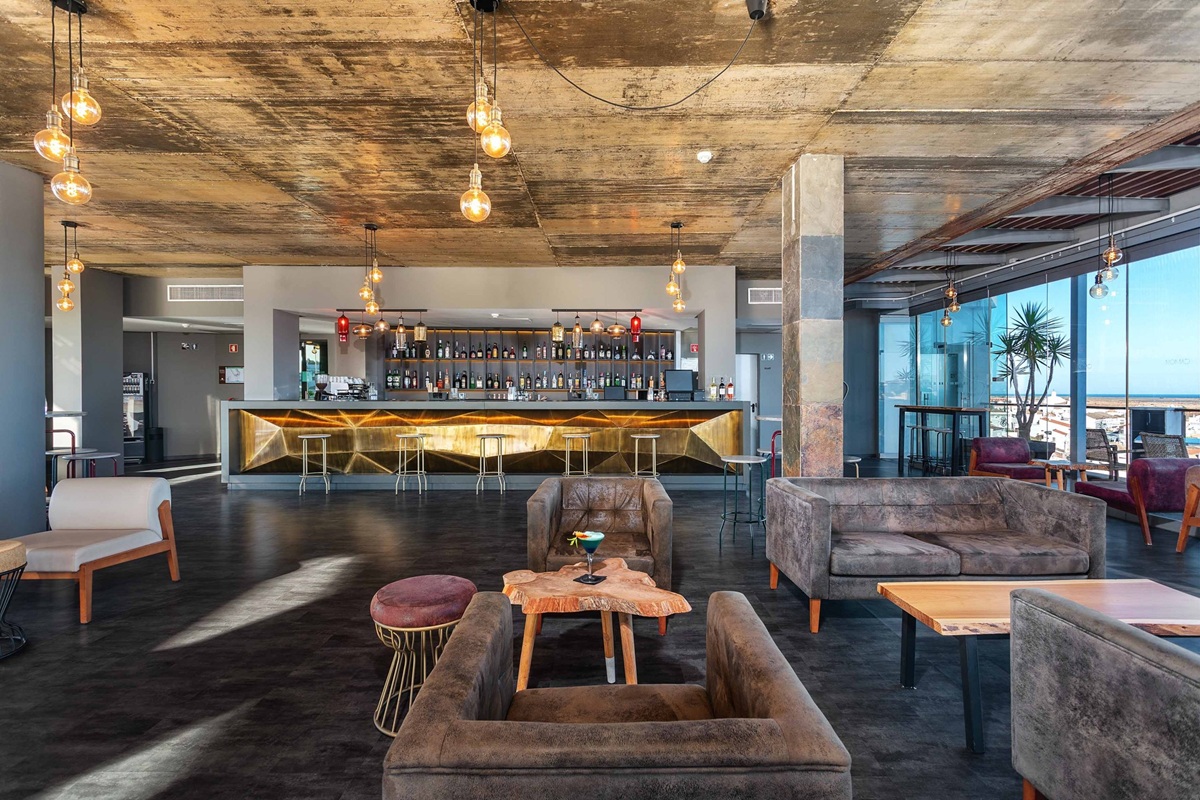 Maria Nova Lounge Hotel interiors or grounds, Tavira