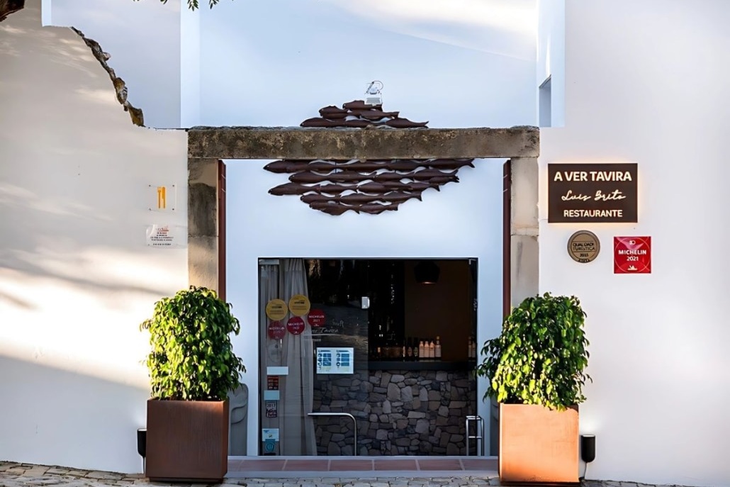 Dining room and views at A Ver Tavira